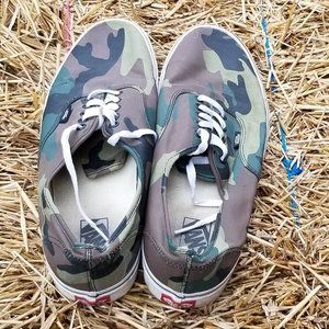 Van's Camo shoes SZ 13